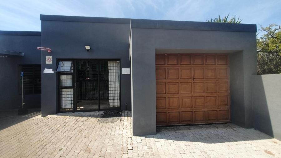 To Let 5 Bedroom Property for Rent in Saldanha Western Cape